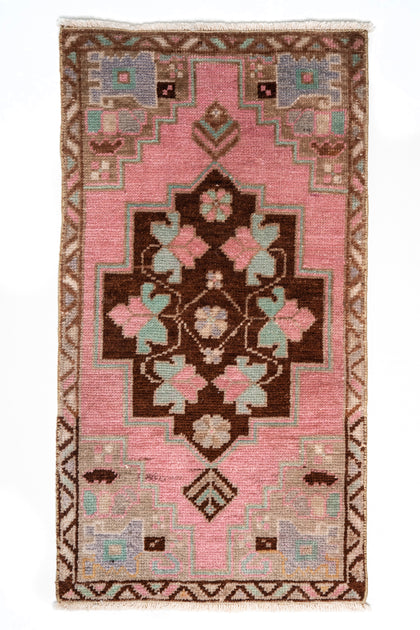 Small Rugs – District Loom