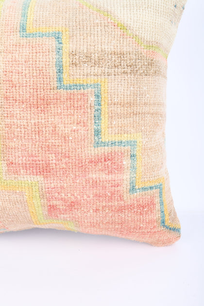 Throw Pillows – Loom Decor