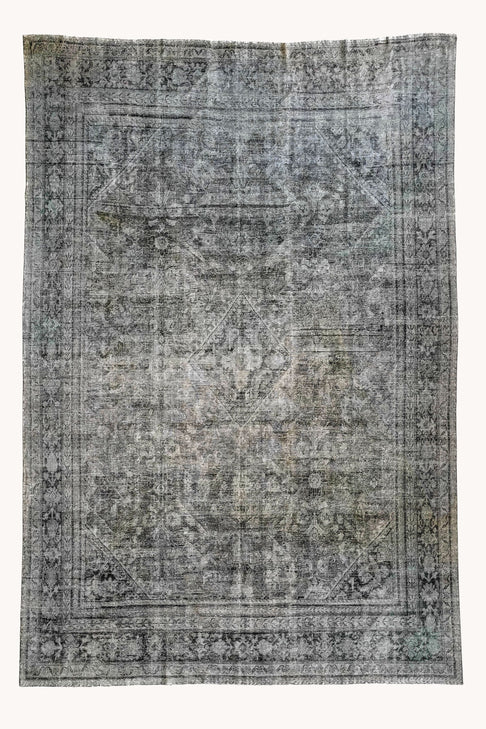 District Loom Antique Mahal area rug Lohman