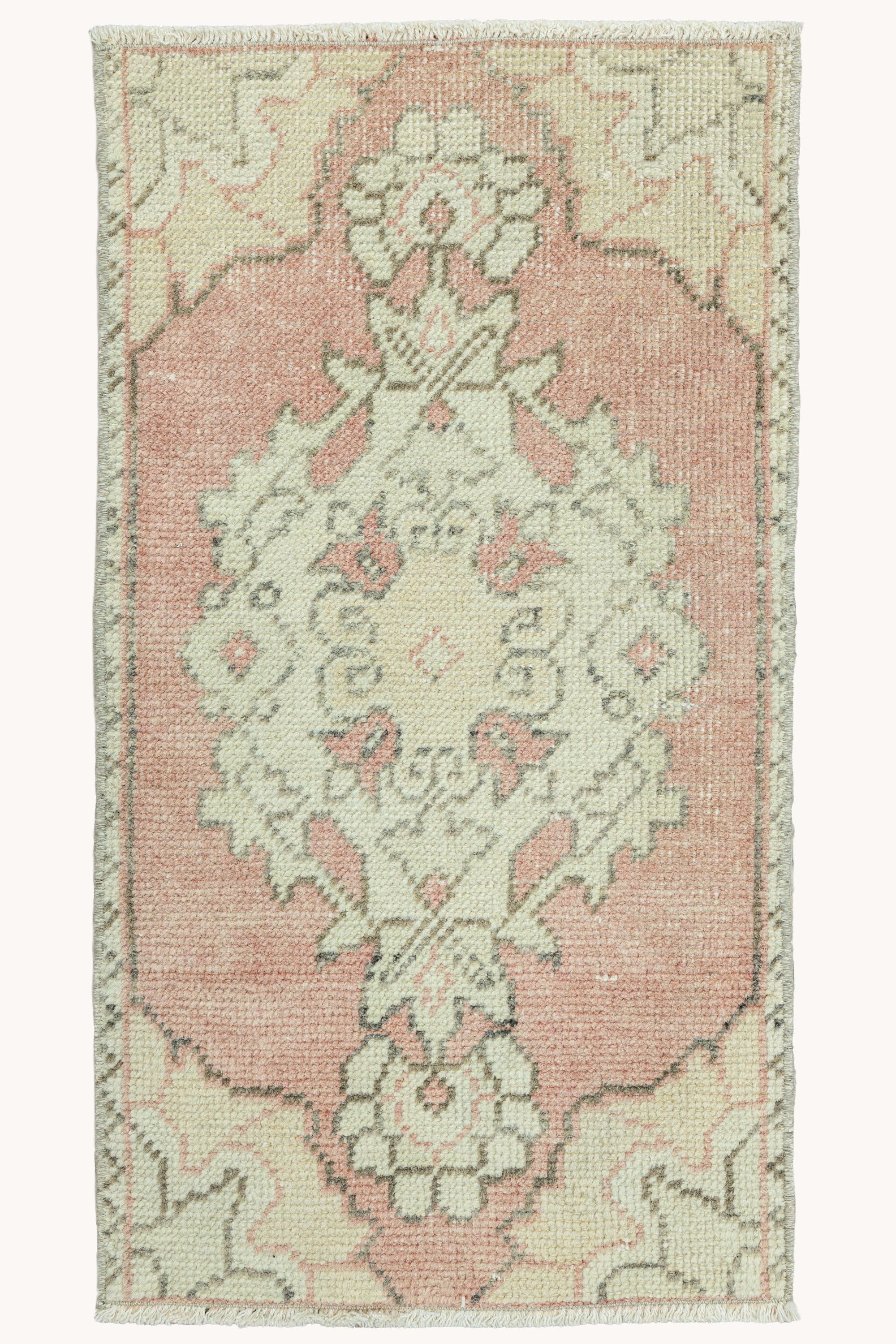 Vintage Turkish Mini Rug No. 533 | 1