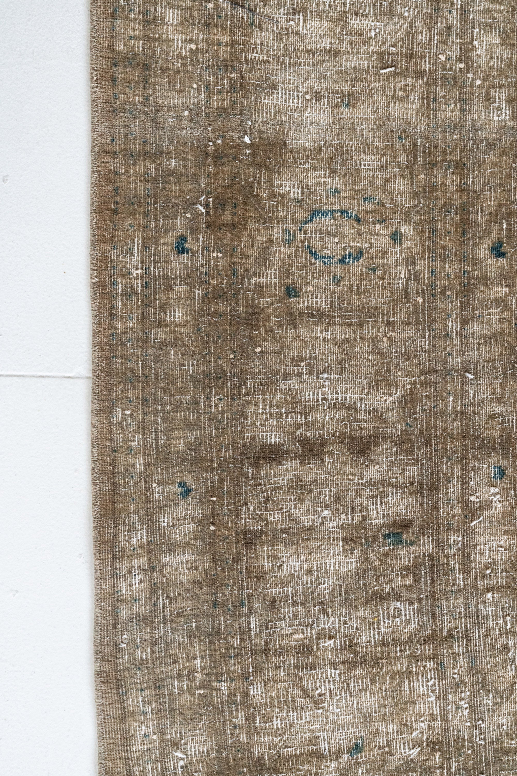 District Loom Vintage Area Rug Leon