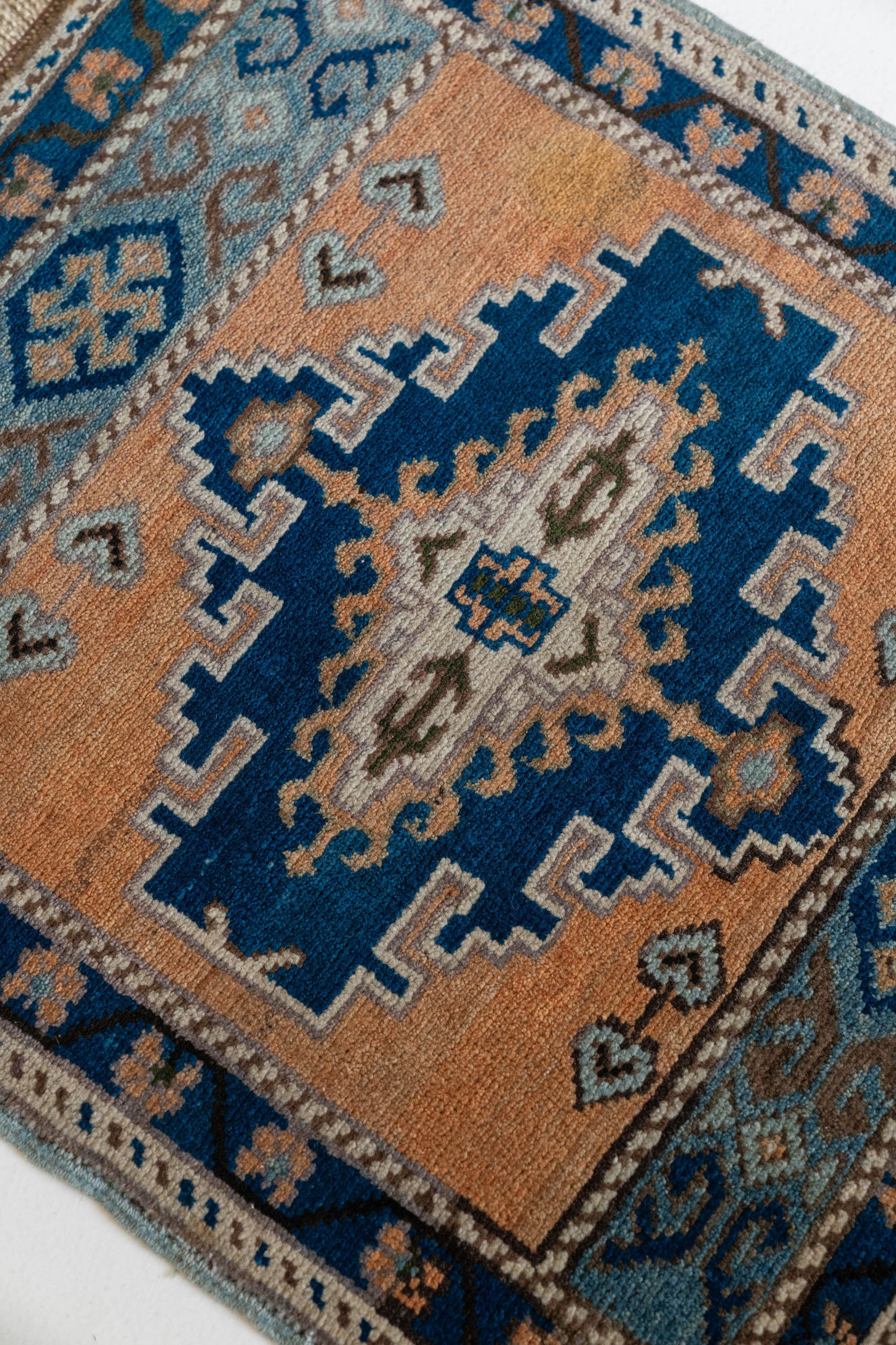 District Loom Vintage Turkish Mini Rug No. 641 for Anthropologie