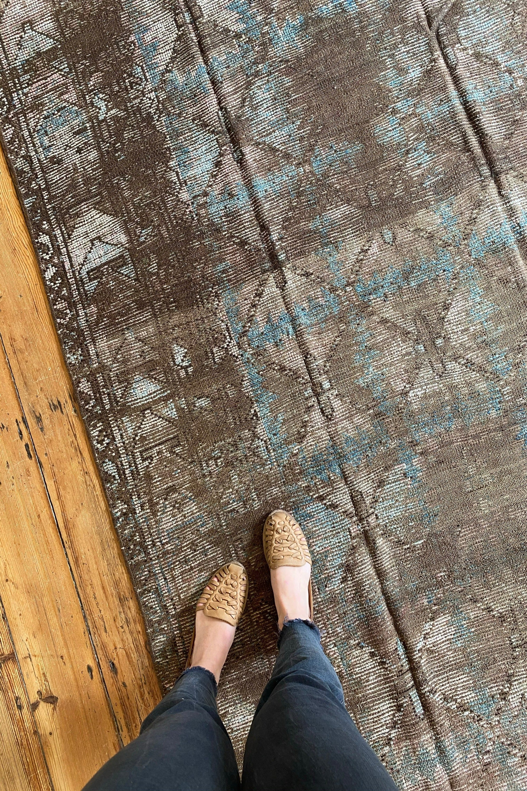 Vintage Distressed Sommer Teal/Brown Wool Rug -9'8 x 12'9